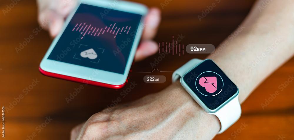 Wearable health monitoring device